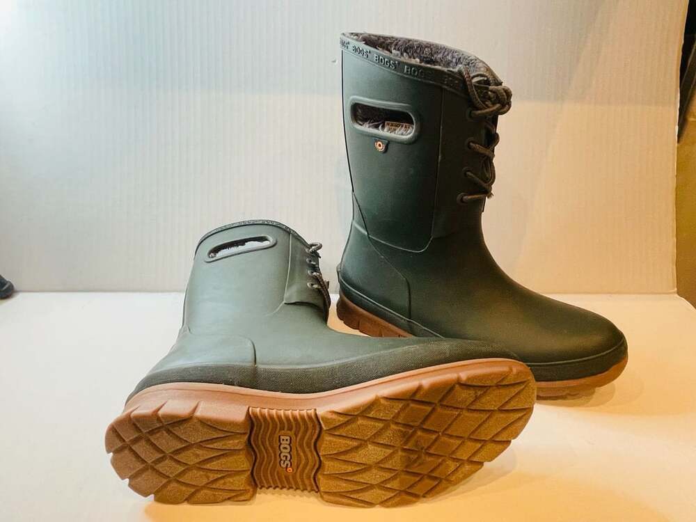 Bogs Womens Amanda Plush Waterproof Winter Boots Green Faux Fur Lined Size 7 New